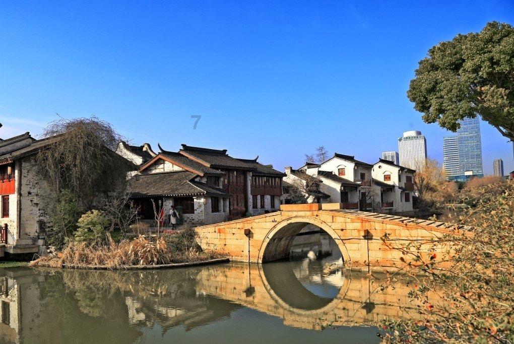 射击弹跳球